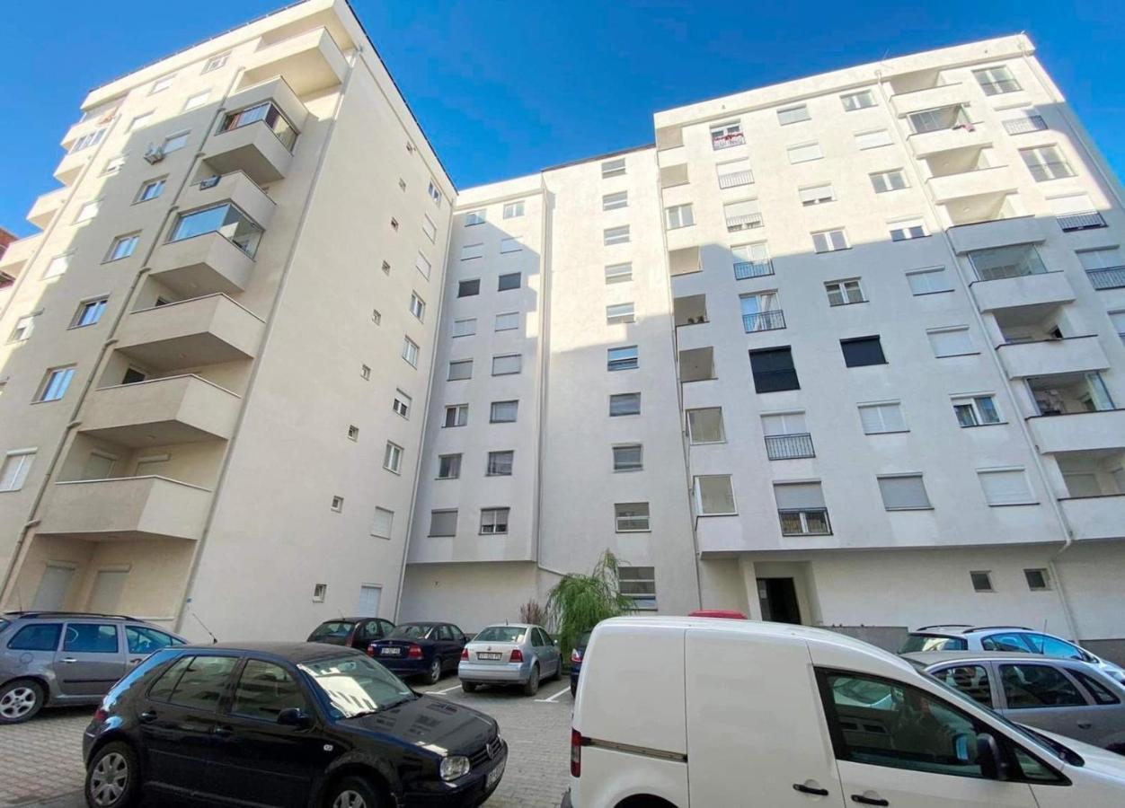 1-Bedroom Apartment Fushe Kosove Kosovo Polje المظهر الخارجي الصورة